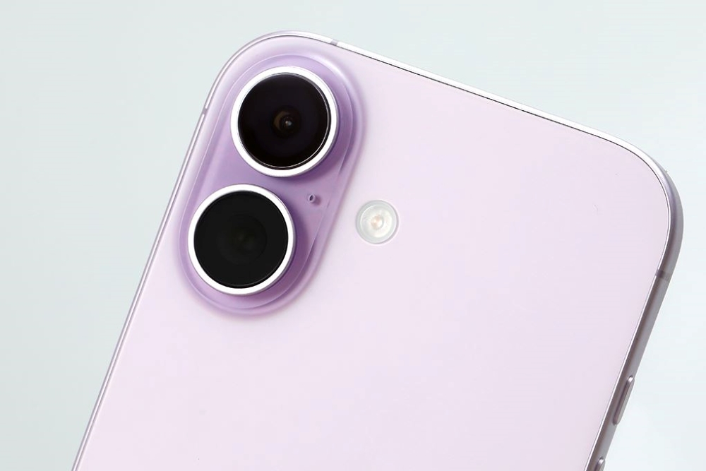 Iphone 17 sở hữu màn hình 6.3 inch 120Hz – Lần đầu “ProMotion” xuất hiện trên bản tiêu chuẩn Camera 48MP kép – Nâng tầm trải nghiệm nhiếp ảnh trên Iphone 17