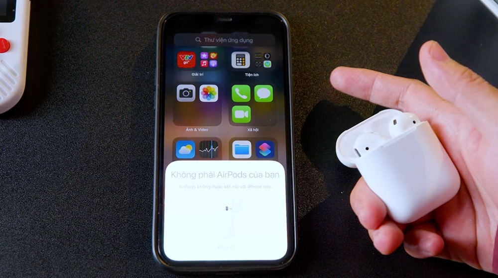 Đánh giá chi tiết Airpods 2 về pin, âm thanh và kết nối Đánh giá chi tiết Airpods 2 về pin, âm thanh và kết nối