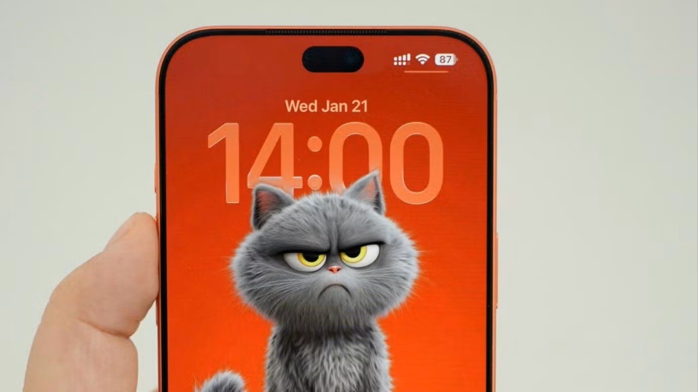 iPhone 18 Pro bị lộ hình ảnh thực tế sau vụ tấn công mạng quy mô lớn