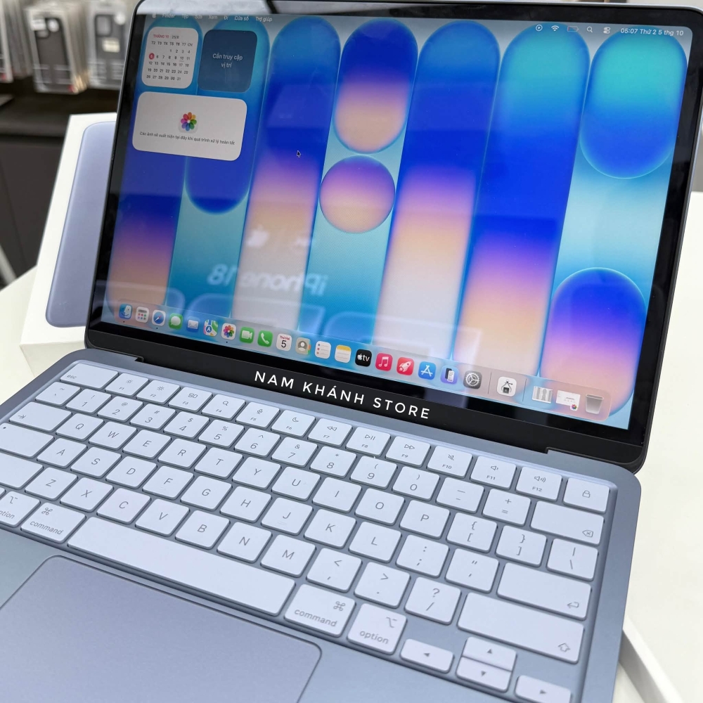 Cấu hình MacBook Neo màu xanh Indigo có gì đáng quan tâm?
